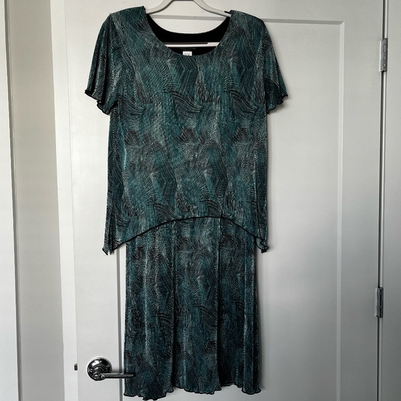 connected apparel Dresses & Skirts - Connected Apparel - Ladies LS Dress,  RN#102296